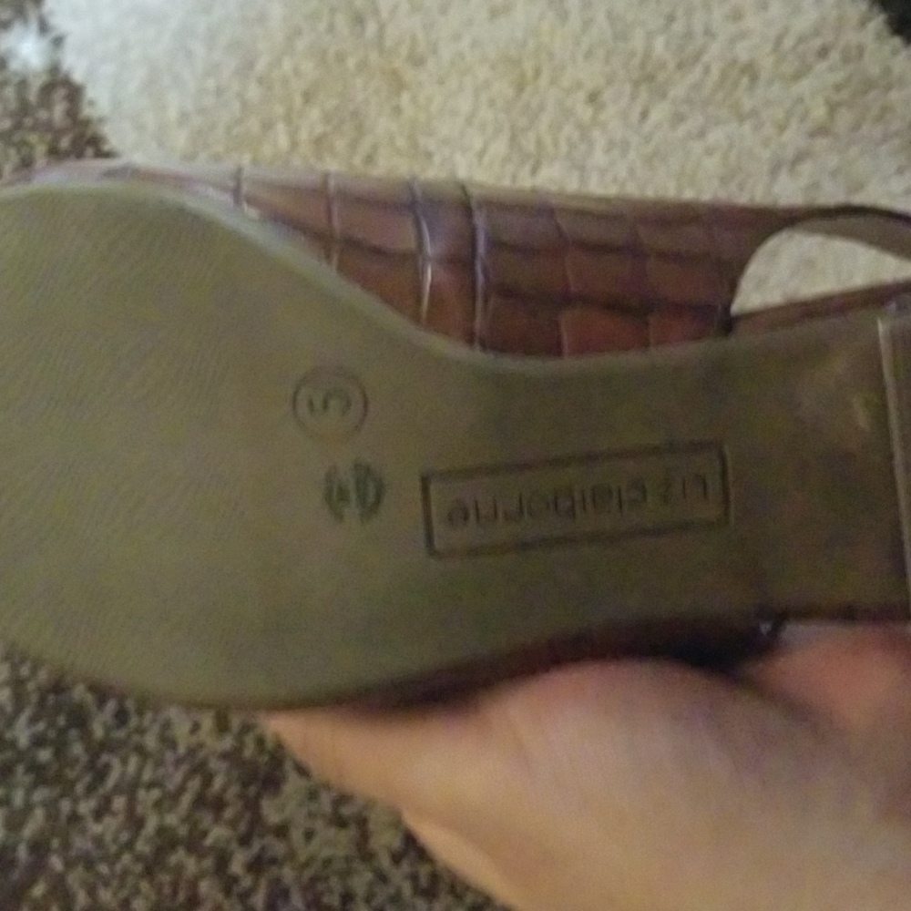 Shoes - Picture 2 of 2